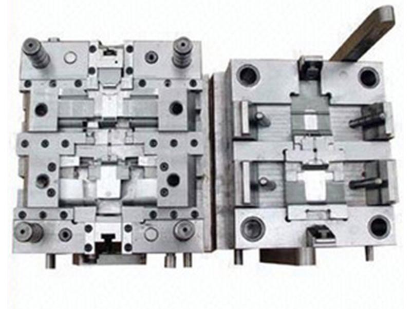 卫辉精密塑料模-07